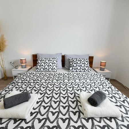 Apartman Tina Rakovica Bagian luar foto